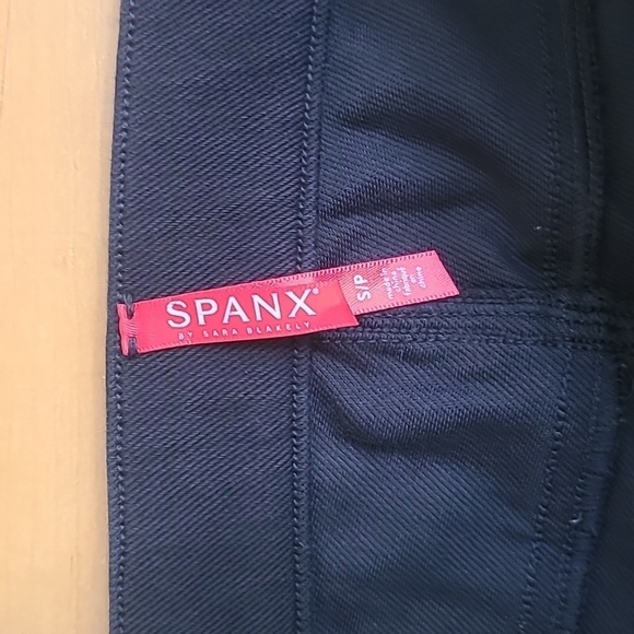 Spanx Ankle Skinny Jeans - Picture 7 of 16